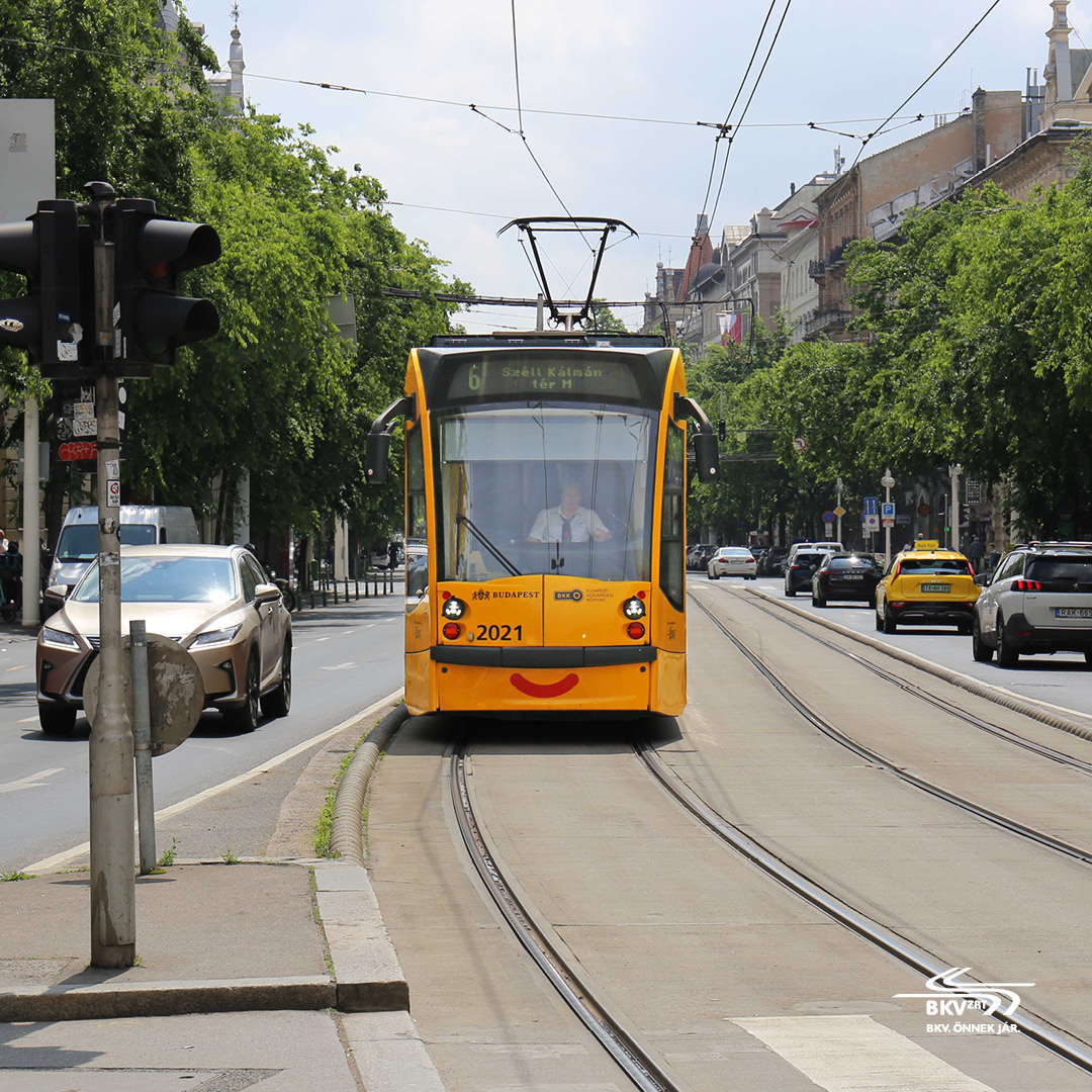 Augusztustól gyorsabb, csendesebb és tisztább villamosok a Nagykörúton